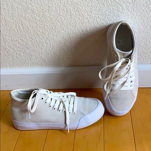 DC Shoes. EVAN HI ZERO HIGH-TOPS. Women size: 8.